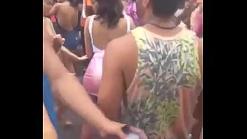 bruna marquezine dancando funk carnaval 2017