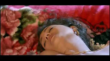 Hot Romantic Scenes from Dear Sneha Movie - Sony Hot Media