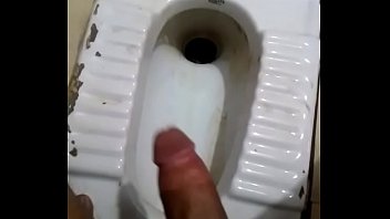 pissin after masturbating is so relaxing