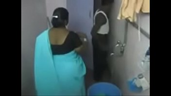 desi village bhabhi indian aunty hidden cam http://www.xnidhicam.blogspot.com